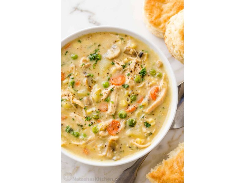 Comfortable and Healthy Chicken Pot Pie Soup